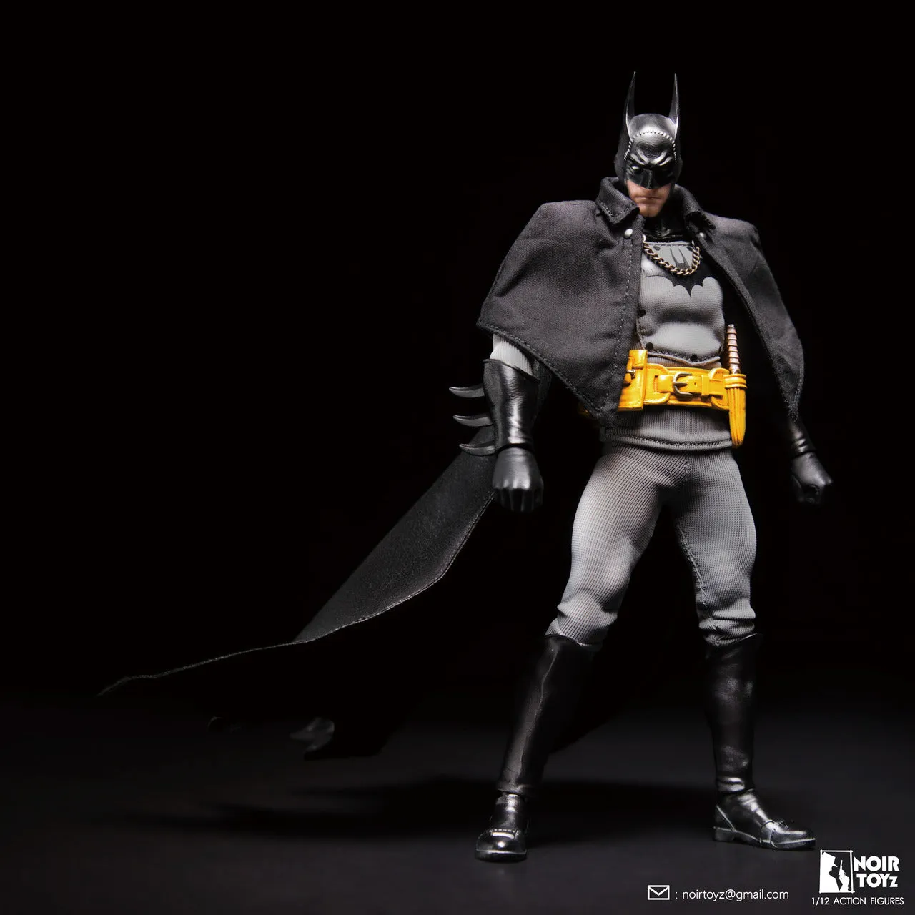 1/12 - 19th Century Dark Knight - Stand w/Diorama