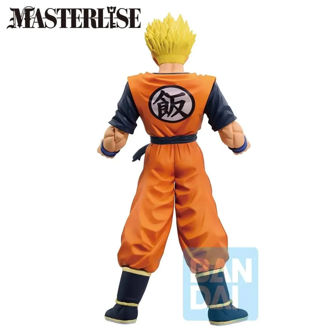 Dragon Ball Z Future Son Gohan Dueling to the Future Masterlise Ichibansho Statue