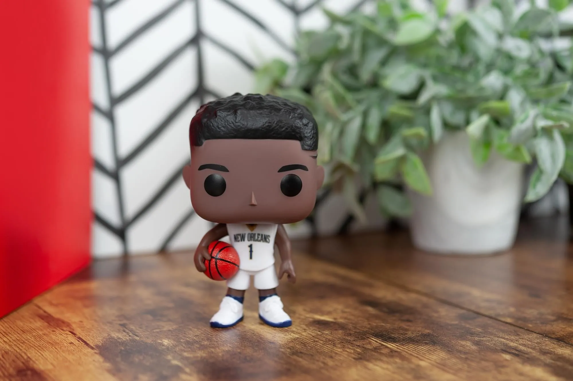 Funko POP! NBA Vinyl Figure New Orleans Pelicans Zion Williamson | 3.75 Inches