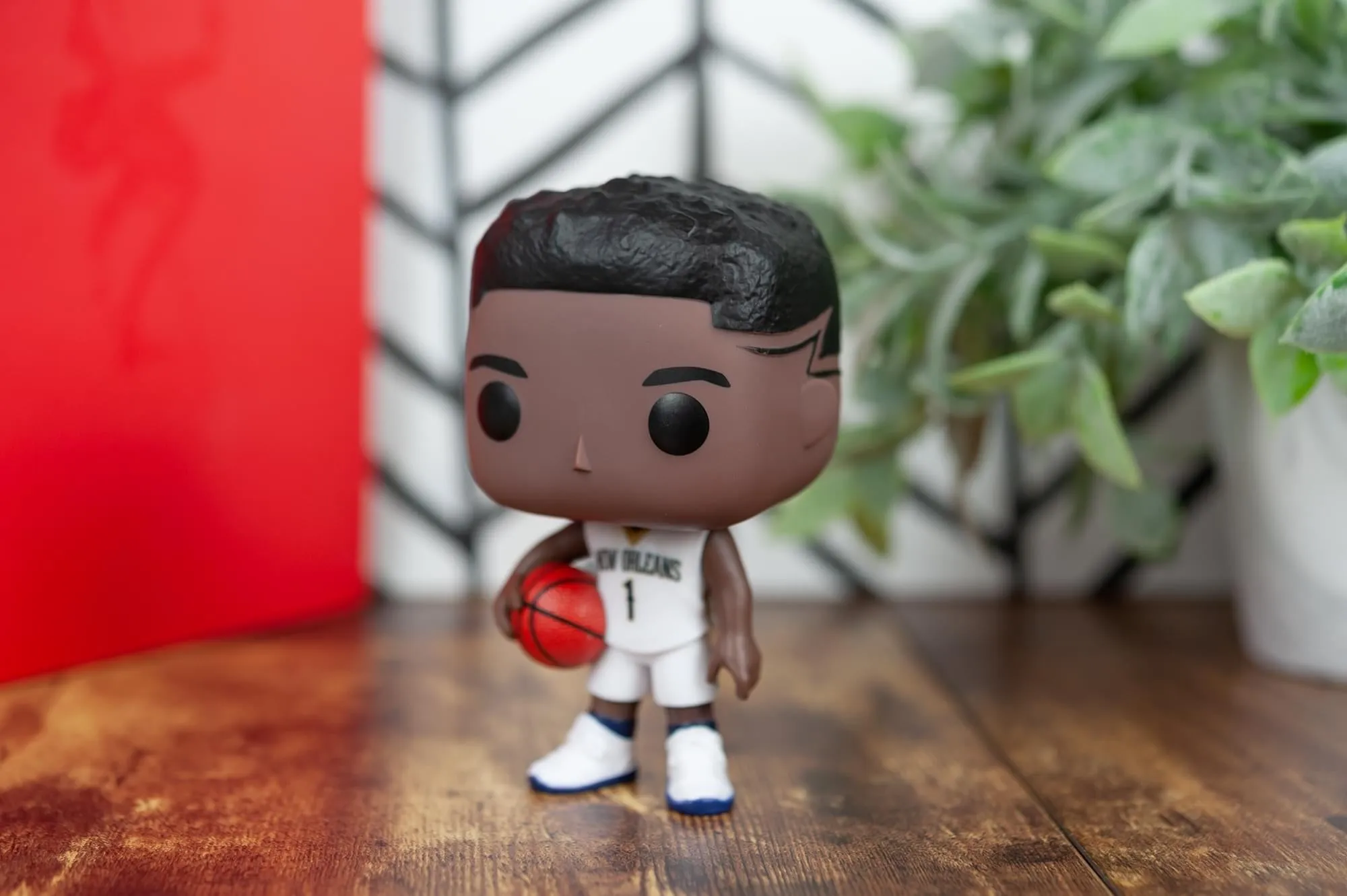 Funko POP! NBA Vinyl Figure New Orleans Pelicans Zion Williamson | 3.75 Inches