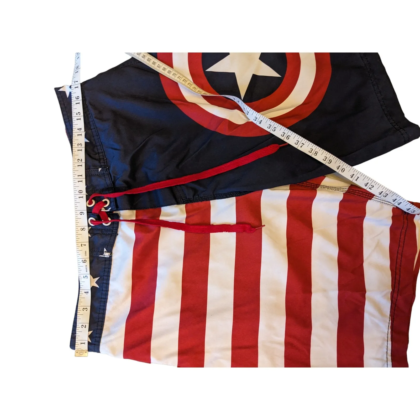 Marvel Captain America Board Shorts Mens XL Patriotic Swim Trunks American Flag